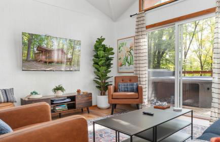 Wooded Nest, Cozy 3BR Chalet Near Spas, Downtown Berkeley Springs & Hiking - Foto 12