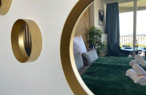 Hotel Tower I 26th floor I Boxspring I Nespresso - Foto 18