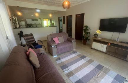 Casa com churrasqueira e piscina, perto de riacho - Foto 21