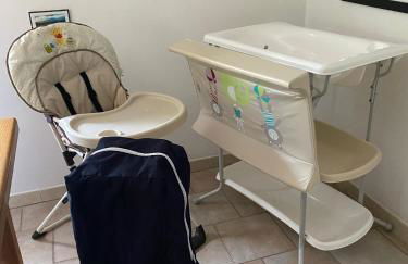 Logement rénové avec jardin privé et clôturé - Foto 11