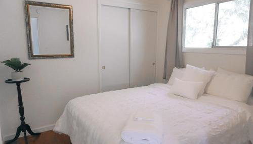 Panoramic View 2br on Hill in Uptown Oakridge - Foto 5