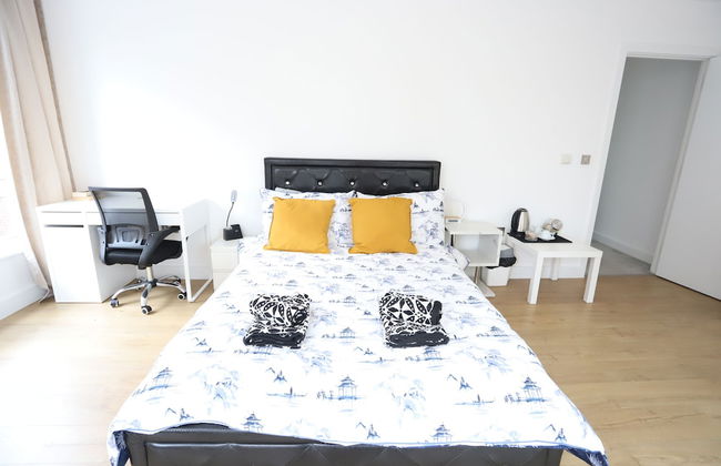 Luxury London Apartment With 5 Bedrooms - Photo 6