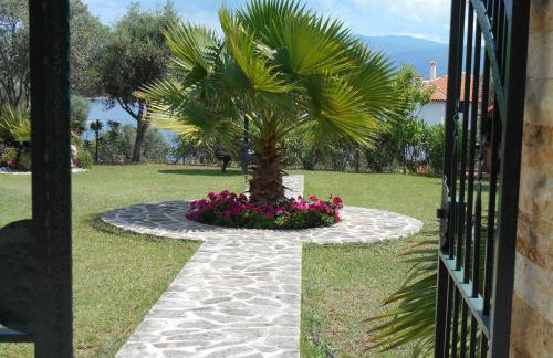 Heliactida House - Photo 25