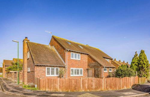 Gorgeous Bosham Family Home w Garden - Pass the Keys - Foto 5