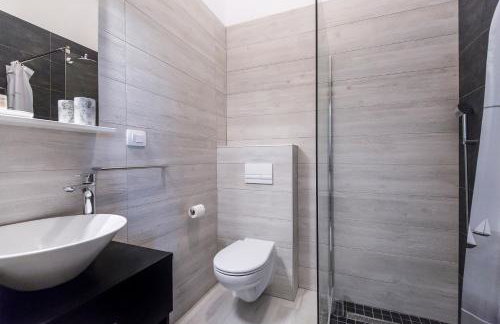 Luka's house - Photo 49