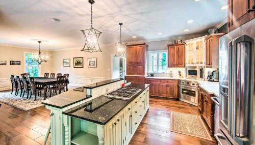 Extravagant Atglen Manor with Private 60-Acre Land! - Foto 3