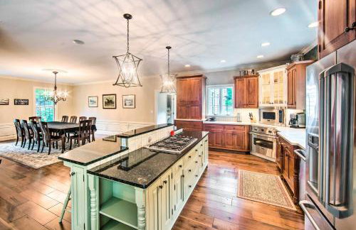 Extravagant Atglen Manor with Private 60-Acre Land! - Foto 3