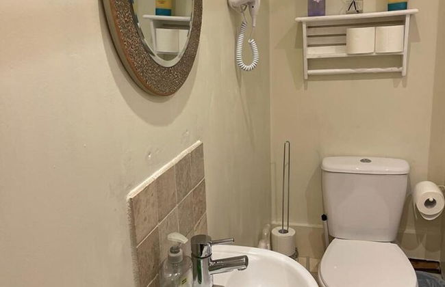 Oxfordshire Village Cottage With Private Garden - Foto 10