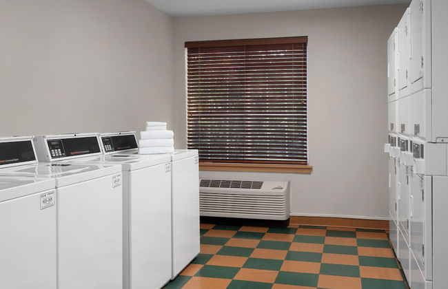 Larkspur Landing Extended Stay Suites Hillsboro - Foto 21