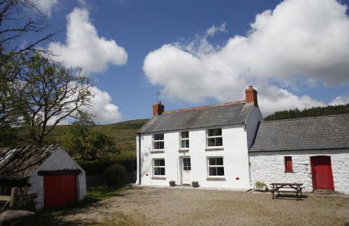 Mynydd Crwn Bach Clynderwen - Foto 1