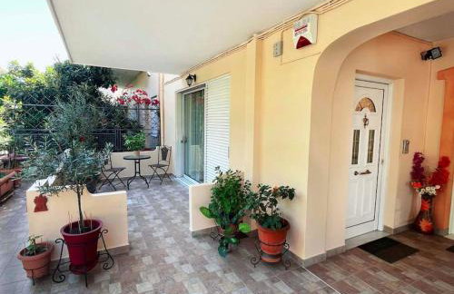 Cosy Apartment with Garden 5 min from metro - Foto 8