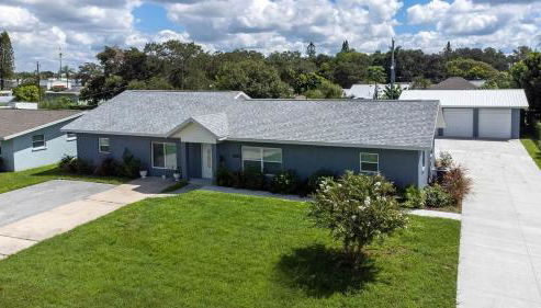 Spacious Home Sleeps 16 - Private Pool Near IMG - Foto 4