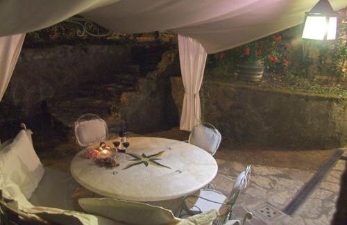 Huge Holiday Home in Marina di Castagneto Carducci near Sea - Foto 67