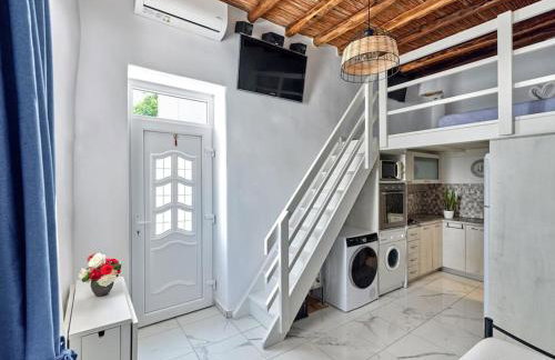 Lindo House - Photo 11