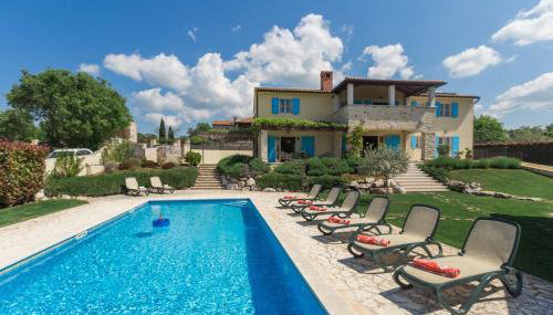 Mediterrane Steinvilla mit beheiztem Privatpool, aromatischen Mittelmeerpflanzen - Foto 2