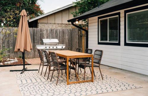 Q2 Stadium Domain Downtown Pool Game Loft - Foto 27