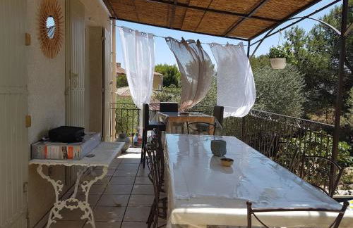 Villa en Provence piscine au calme entre Arles Nîmes Avignon - Foto 6
