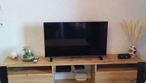 Patio Arena, appartement 2 étoiles, terrasse, parking, wifi, entrée et sortie autonomes, local vélos - Foto 4