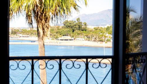 MARBELLA BANUS SUITES - Harbour Seafront Apartment - Foto 4