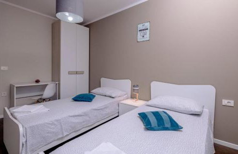 Beautiful Apartment In Beloci With Wifi - Foto 30