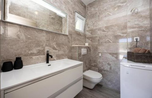 Awesome Home In Prgomet With Wifi - Foto 28