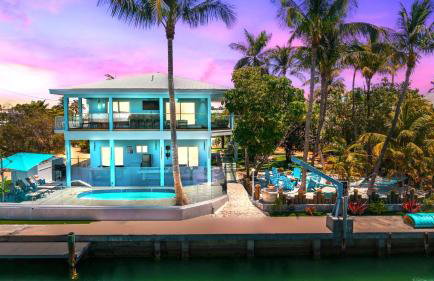 Grand Arenas - 120' Dock, HtdPool, Game Room, BBQ, Mini Golf,Baby Items - Foto 76