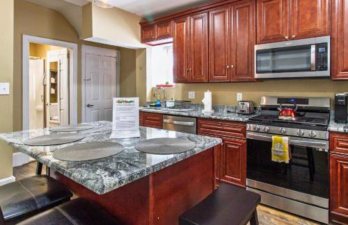 Ground-Level 2B2B Apt in Bryn Mawr w Parking - Foto 6