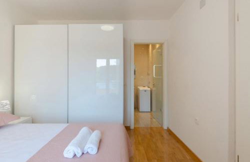 Pine Tree Apartment Zanetic - Photo 25