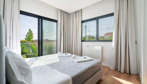 Stylish Algarve Retreat- Priv. Pool & Beach Nearby - Photo 3