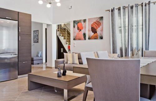 Hermes' Getaway - Photo 5