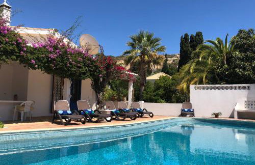 Charming Villa with Heated Pool near Sandy Beach, Hiking, Golf and Wineries - Foto 2