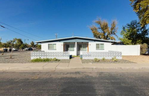 Spacious 2BR Condo, Steps to Downtown Gilbert, King Bed & Laundry - Foto 14