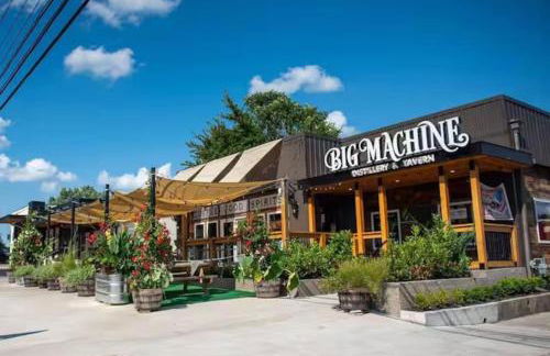 Walk Geodis Stadium Restaurants Rooftop EV Garage - Foto 4