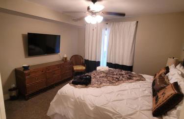 Bear Den on Lake Ouachita 2BR Condo at Mountain Harbor Resort - Foto 115