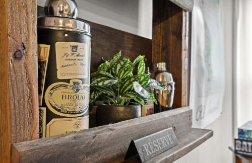 Cozy Top-Floor Retreat in the Heart of Louisville - Photo 27