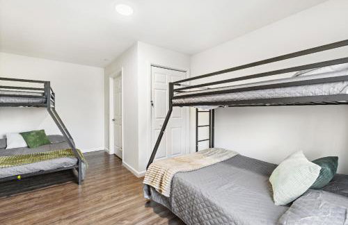 Urban Haven XL - NYC & Newark with free parking - Photo 13