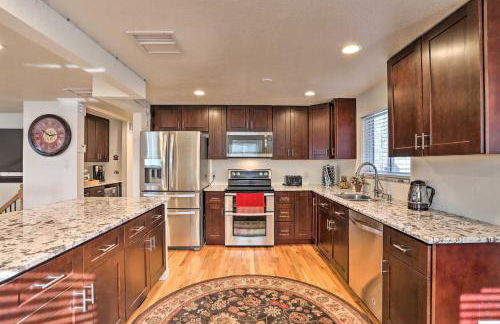 Private Yard and Patio Denver Area Home! - Foto 9