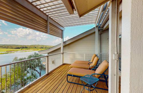 Refined Panoramic Paradise on Lake Travis with Boat Launch and Tesla Charger - Foto 5
