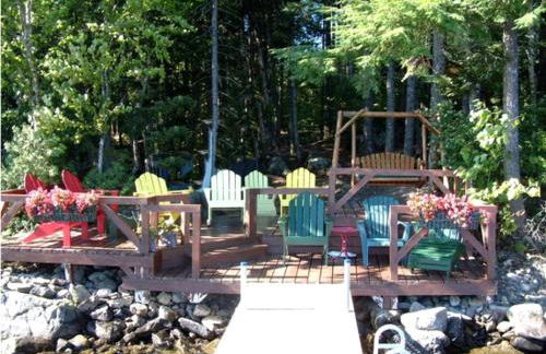 Charming Lakefront Cabin Rental with Games Room near Bangor, Maine - Foto 11