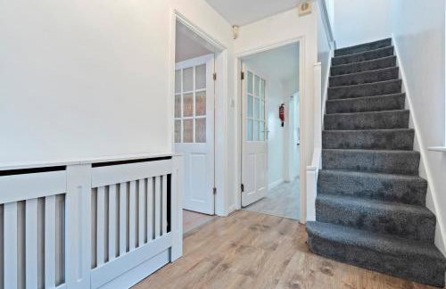 Spacious 3 Bedroom Contractor Stay House in Birmingham B23 near M6 & Fort Dunlop with Free Parking and WiFi - Foto 42