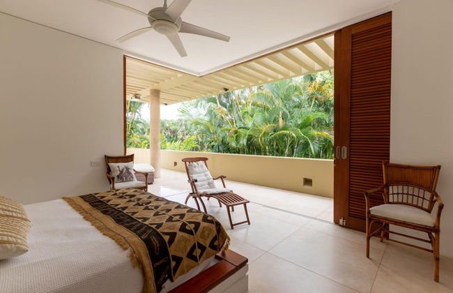 w Charming 5BR Villa at Mesa de Yeguas - Photo 12