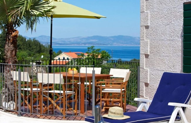 Adorable Villa With Swimming Pool and sea View - Foto 16