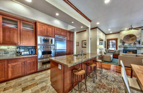 The PEAK Matterhorn 9 - The Ultimate in Lakefront Luxury - Foto 11