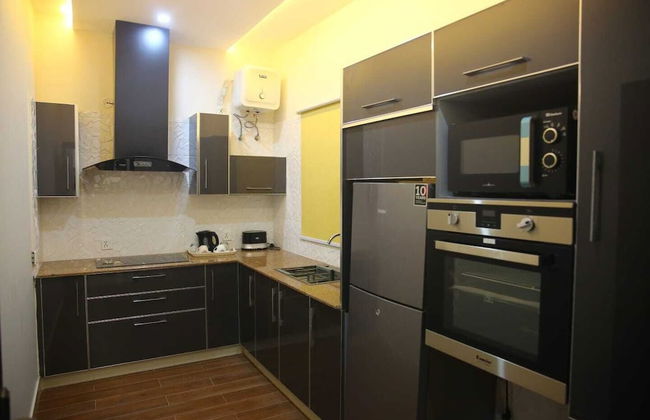 Gulberg Suites - Photo 6