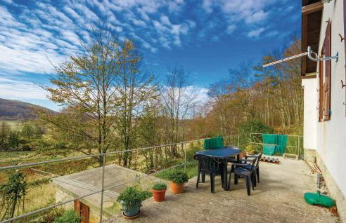 2 Bedroom Beautiful Apartment In Stolac - Foto 12