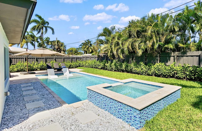 Stunning Poolside Luxury Retreat - Foto 2