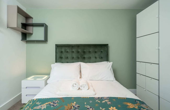 Stunning 3BD Flat, Parking, Sleeps Six, Near Park - Foto 4