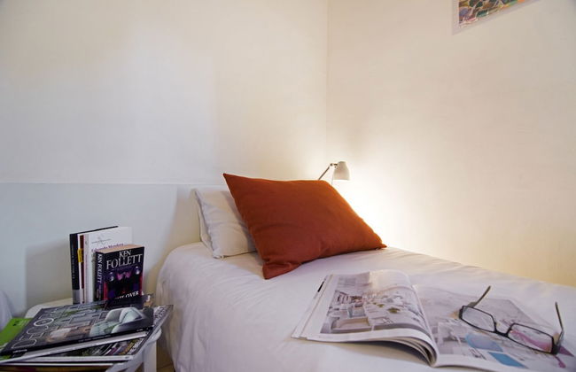 Happy People Gaudi Sant Pau - Foto 35