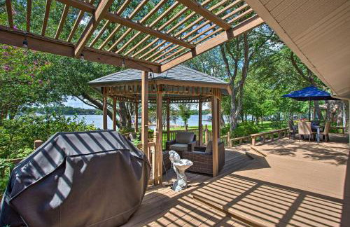 Remodeled Cedar Creek Lake Retreat with Fire Pit! - Foto 29