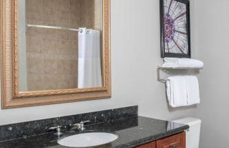 Wyndham Grand Desert 2BR Apartment with Resort Access - Foto 32